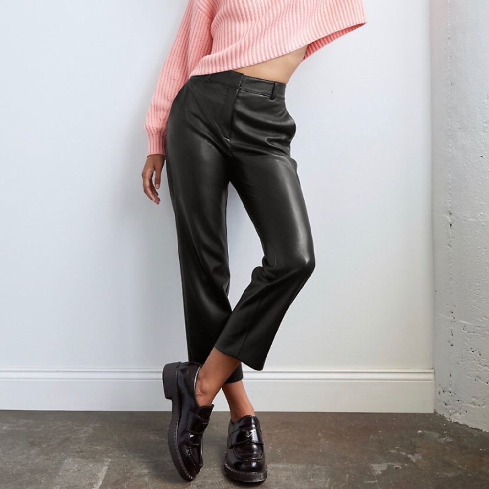 Aritzia Babaton Command vegan faux leather pant size 6